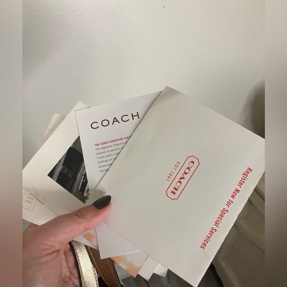 Like new beige pewter coach satchel bag - Picture 5 of 8